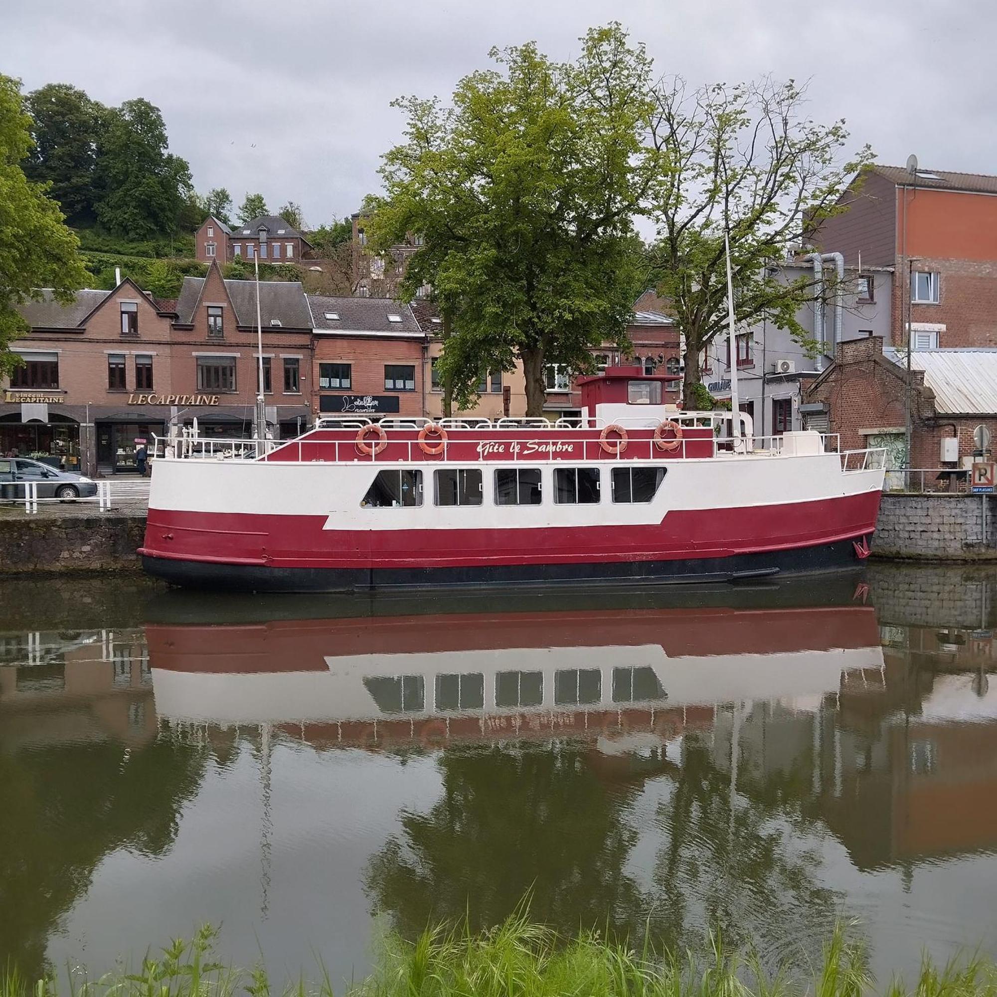 Gite Le Sambre Thuin Exterior photo